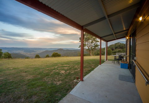 Majestic View Cottages - Mackay Tourism 1