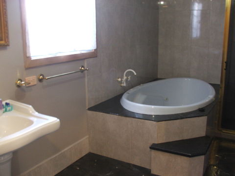 Mintaro Hideaway - Mackay Tourism 2