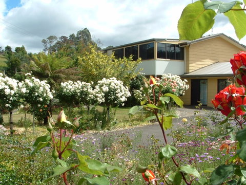 North East Restawhile Bed And Breakfast - Mackay Tourism 0