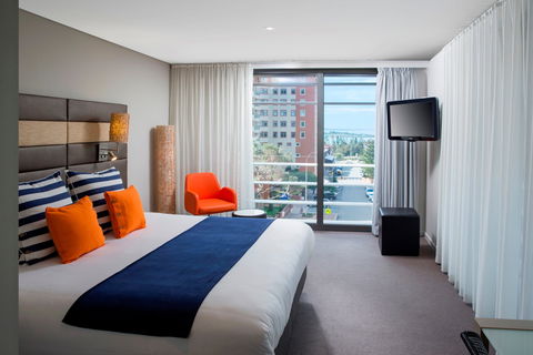 Novotel Newcastle Beach - Mackay Tourism 0