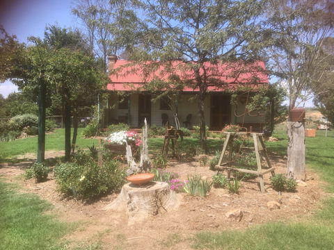 Red Hill Cottage - Mackay Tourism 2