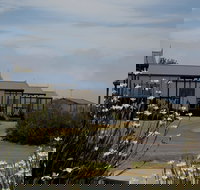 Swan Bay Holiday Park - Mackay Tourism