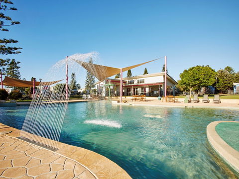 Toowoon Bay Holiday Park - Mackay Tourism 1