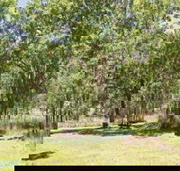 Youdales Hut campground and picnic area - Mackay Tourism