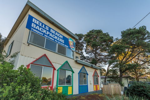 Bells Beach Backpackers - Mackay Tourism 0