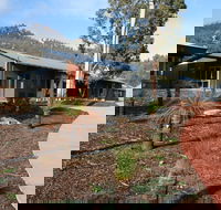 Birrigai Outdoor School and Accommodation Centre - Mackay Tourism