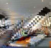 Cedarwood Apartments - Mackay Tourism
