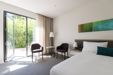 Flinders Hotel - Mackay Tourism 2