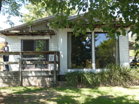 Kiewa View - Mackay Tourism 0