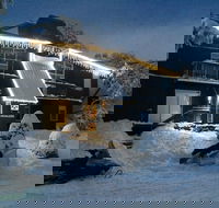 Kilimanjaro Alpine Apartments - Mackay Tourism