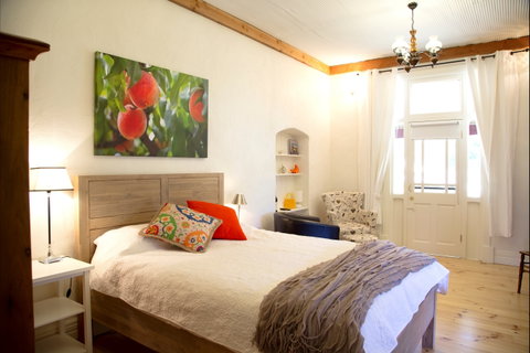 Marananga Cottages - Mackay Tourism 2