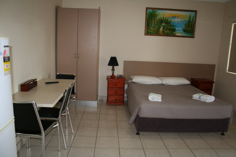 Molika Springs Motel Moree - Mackay Tourism 2
