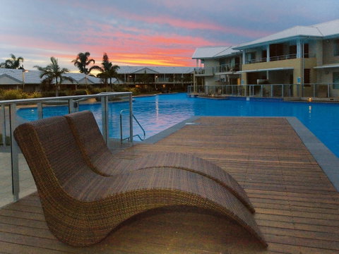 Oaks Port Stephens Pacific Blue Resort - Mackay Tourism 0