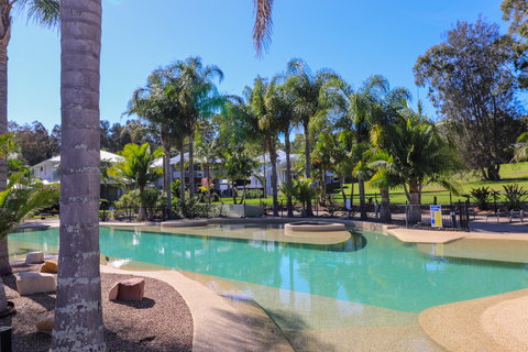 Pelican Escape 11 - Mackay Tourism 1