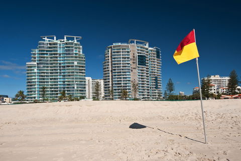 Reflections Coolangatta Beach - Mackay Tourism 0