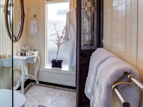 Silverleaf Cottage - Mackay Tourism 2