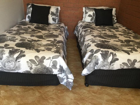 Star Hotel Accommodation - Mackay Tourism 1