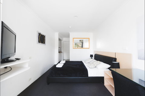 The Manly Hotel Est. 1964 - Mackay Tourism 0