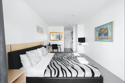 The Manly Hotel Est. 1964 - Mackay Tourism 2