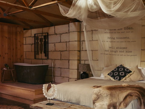 Trader Jack's - Mackay Tourism 0