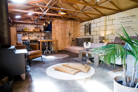 Trader Jack's - Mackay Tourism 2