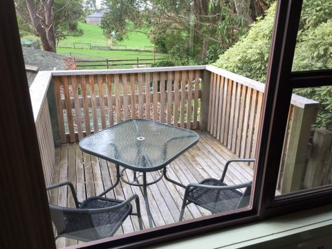 White Hawk Accommodation - Mackay Tourism 2