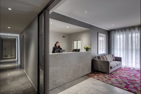 Adina Apartment Hotel Sydney Chippendale - Mackay Tourism 2