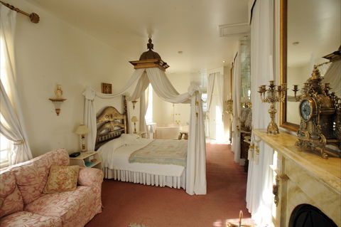 Alice's Cottages - Mackay Tourism 2