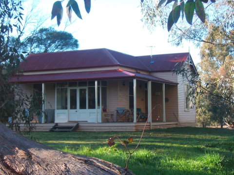 Baranduda Homestead B&B Cottages - Mackay Tourism 0