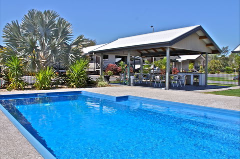 Barcaldine Country Motor Inn - Mackay Tourism 1