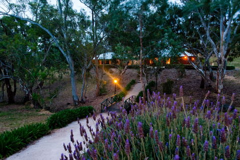 Battunga Bed & Breakfast - Mackay Tourism 0