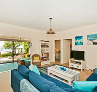 Bay Cottage - Mackay Tourism