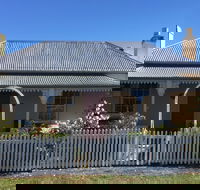 Bellamona - Cosy Georgian Cottage - Mackay Tourism