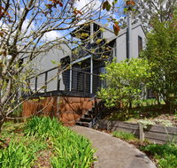 Cloudsong Chalets - Mackay Tourism