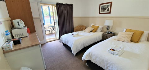 Coppers Hill Boutique Accommodation - Mackay Tourism 2