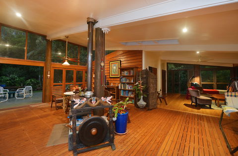 Cow Bay Homestay Bed And Breakfast - Mackay Tourism 1