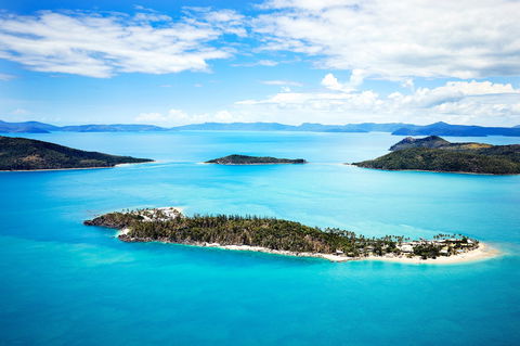 Daydream Island Resort And Living Reef - Mackay Tourism 1