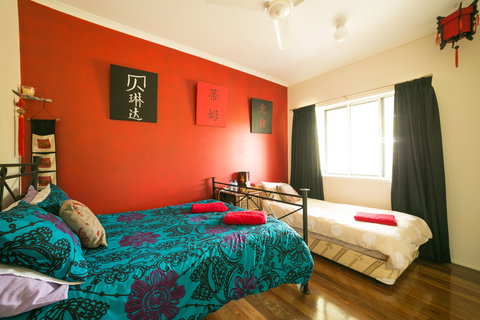 Downunder Farmstays (Brisbane, Gold Coast And Cairns) - Mackay Tourism 2