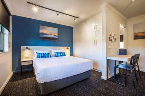Nightcap At Riverside Hotel Motel - Mackay Tourism 1