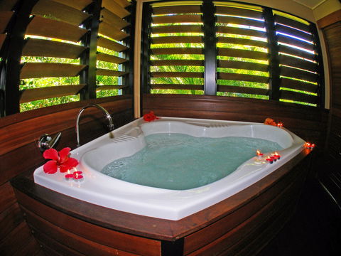 Sunbird Gardens - Mackay Tourism 0