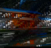 The Cob Barn - Mackay Tourism