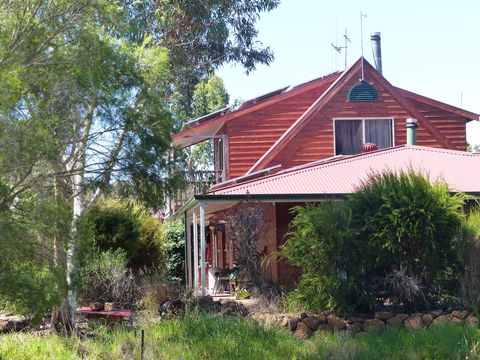 Windrose Bed And Breakfast - Mackay Tourism 2