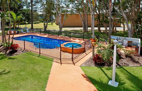 Yamba Aston Motel - Mackay Tourism 2