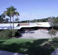 Bay Hotel Motel - Mackay Tourism