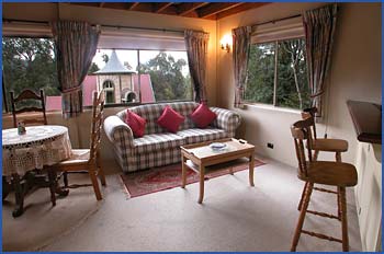A Camelot Tower And Penthouse - Mackay Tourism 4