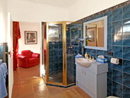 Crest Castle Bed And Breakfast - Mackay Tourism 2