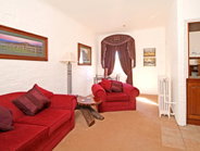 Crest Castle Bed And Breakfast - Mackay Tourism 4