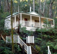 Myers Creek Cascades Luxury Cottages - Mackay Tourism