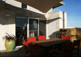 Hearns Beachside Villas - Mackay Tourism 3