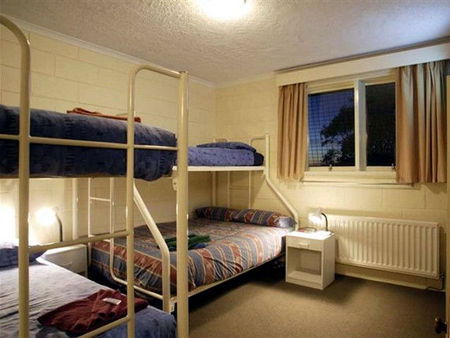 Cooroona Alpine Lodge - Mackay Tourism 2